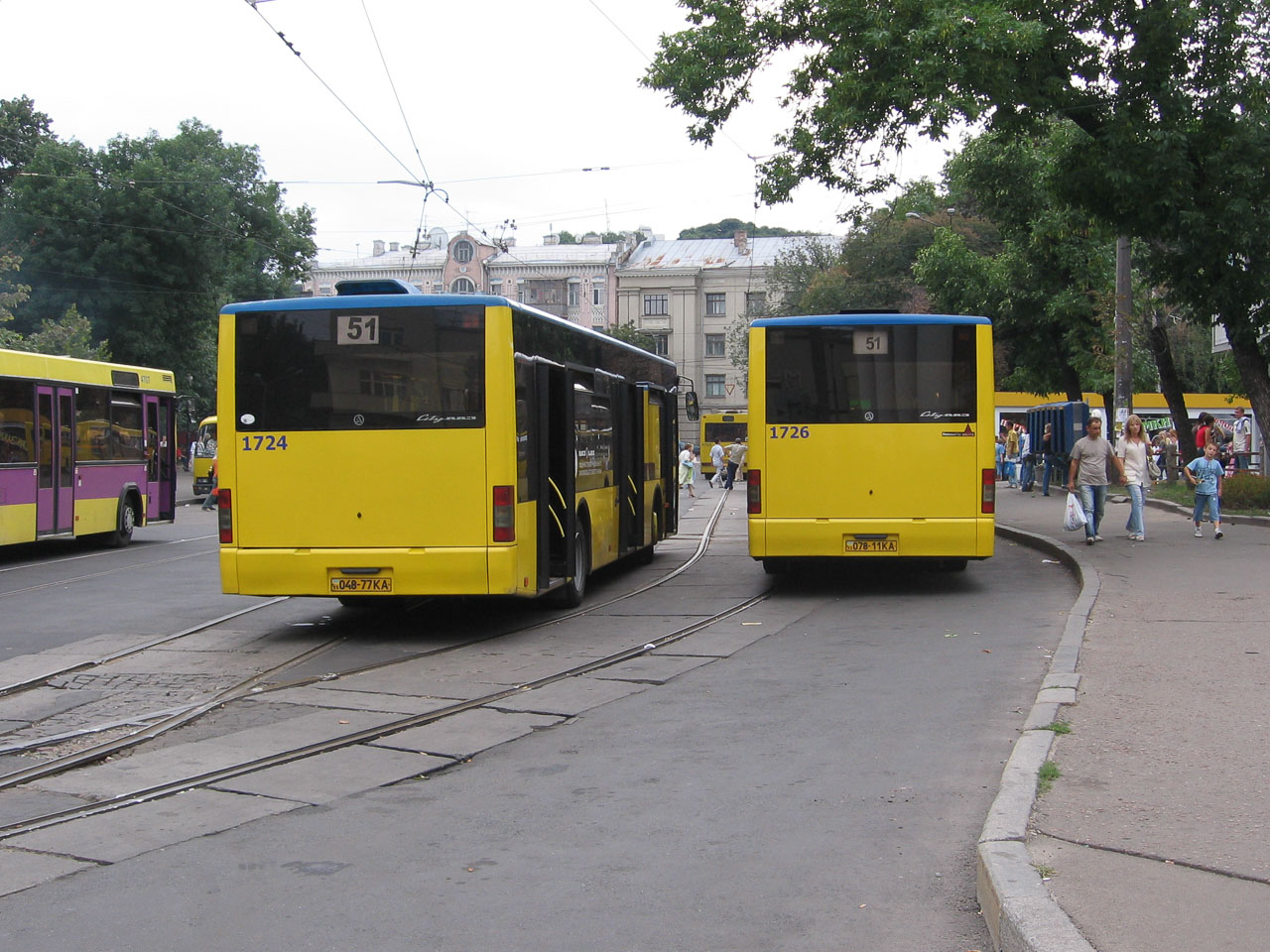 Автобуси ЛАЗ