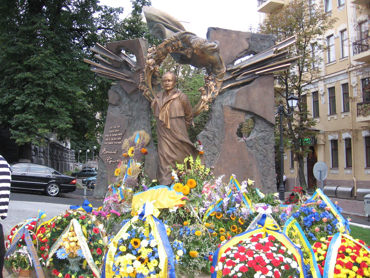 Пам’ятник Чорноволу