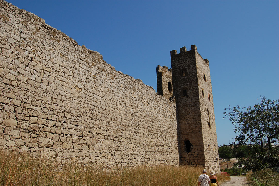 Генуезька фортеця